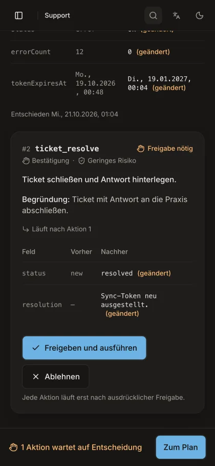Aktionskarte im Dunkelmodus mit Vorher-Nachher-Vergleich und den Knöpfen Freigeben und ausführen sowie Ablehnen.